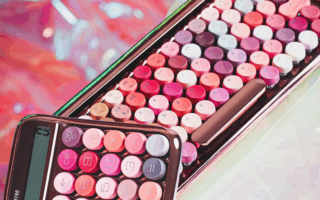 “她经济”切入机械键盘：从 Lofree 的 1 亿出海成绩，看女性向细分如何打穿红海